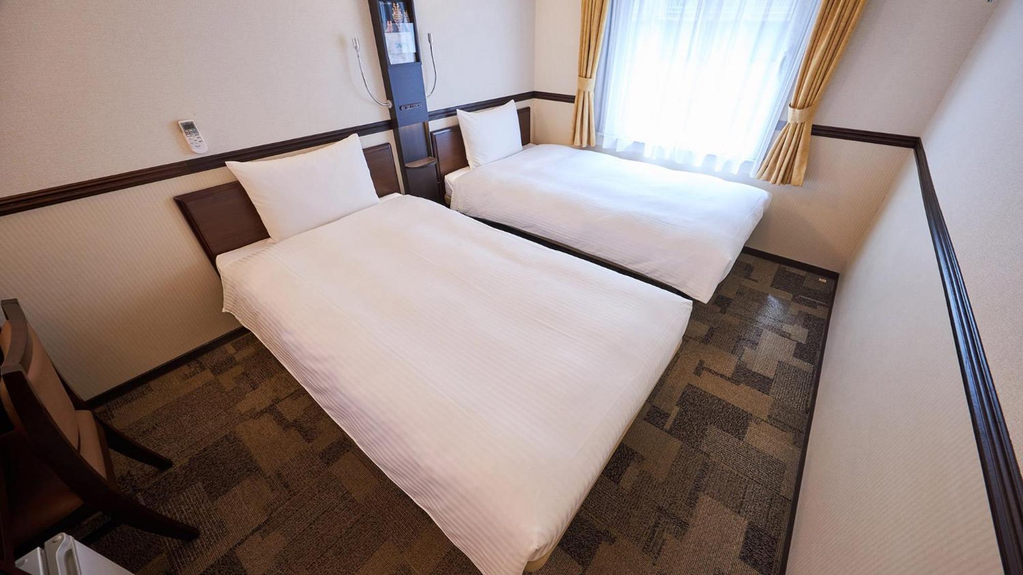 Toyoko Inn Kintetsu Yokkaichi Eki Kita Guchi Zimmer foto